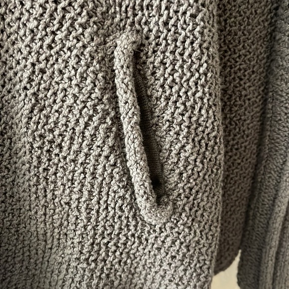 Super soft Free People extra small grey sweater. - Picture 3 of 9